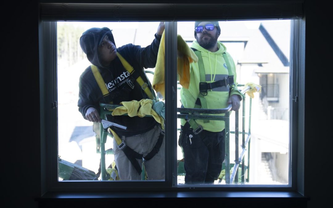 Let Your Business Shine with Expert Commercial Window Cleaning