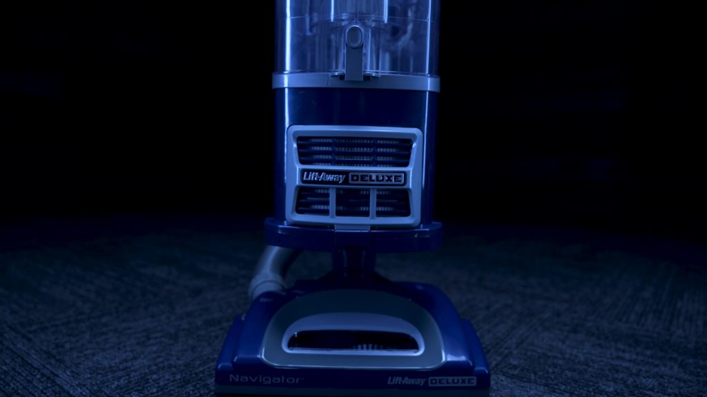 Shark NV360 Navigator Lift-Away Deluxe Upright Vacuum Shark NV360 Navigator Lift-Away Deluxe Upright Vacuum